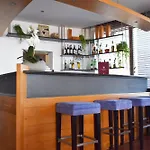 Madeira Regency Cliff - Adults Only מלון